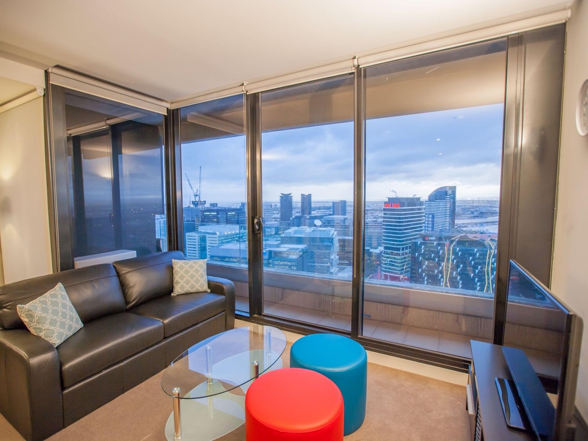 Melbourne Skyhigh Apartments Exterior photo