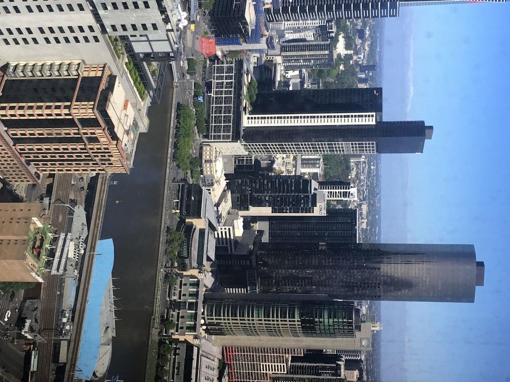 Melbourne Skyhigh Apartments Exterior photo